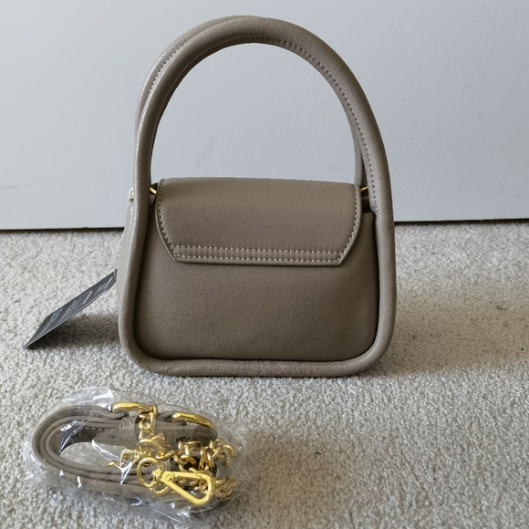 Genuine Leather Purse. - Picture 6 of 8